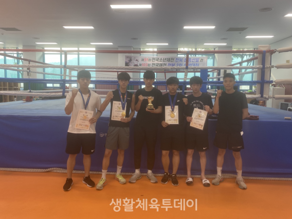 전북체고 종합3위 단체사진 ©더메달리스트복싱짐 올림픽동메달 리스트 조석환